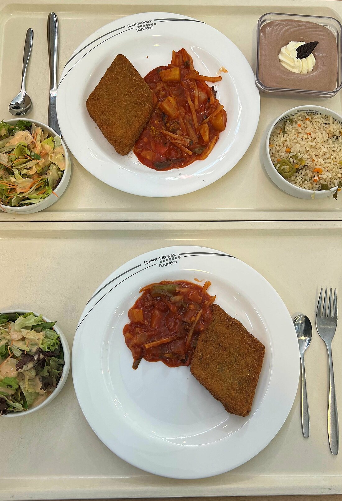 Man sieht ein Tablett mit Mensa-Essen.