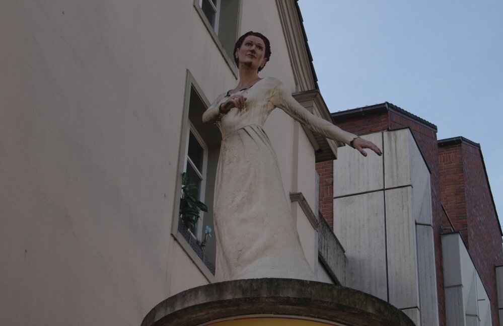 "Die Braut" in die Schulstraße Richtung Altstadt (Foto: Michelle Pieczyk)
