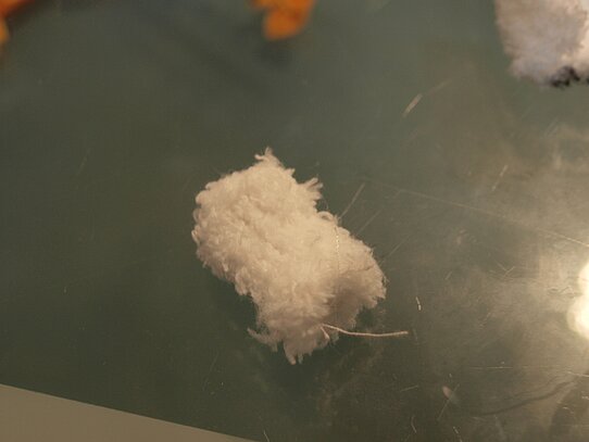 Ein umgestülpter kleiner Teil einer Socke.