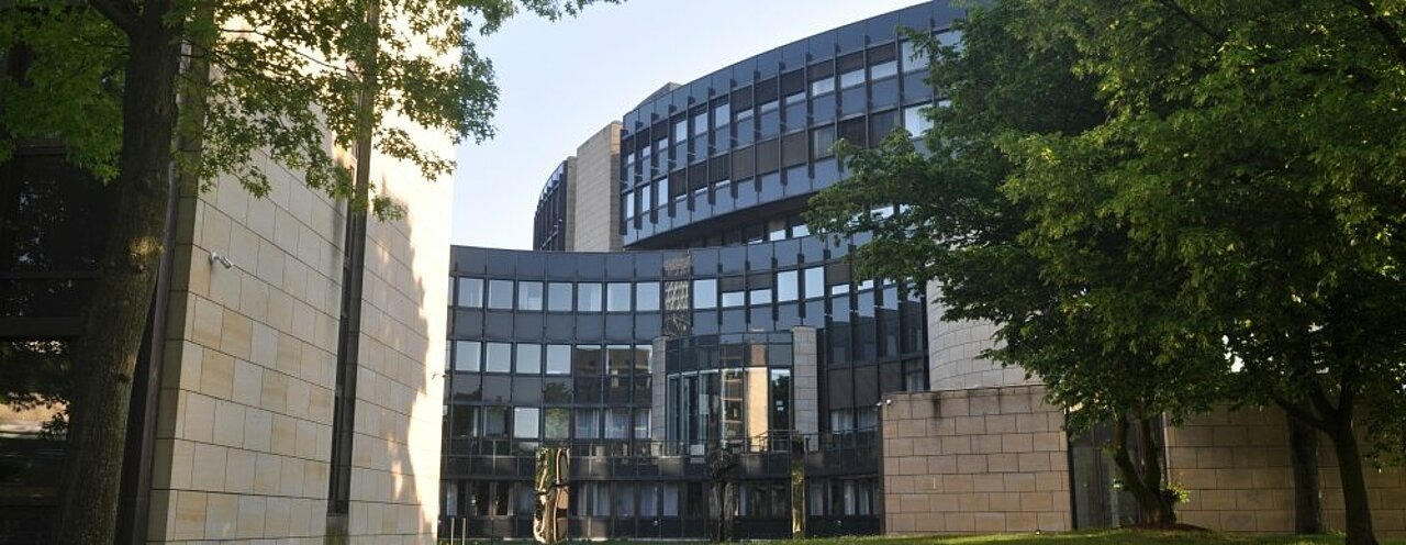 Zu sehen ist das Gebäude des Düsseldorfer Landtages.