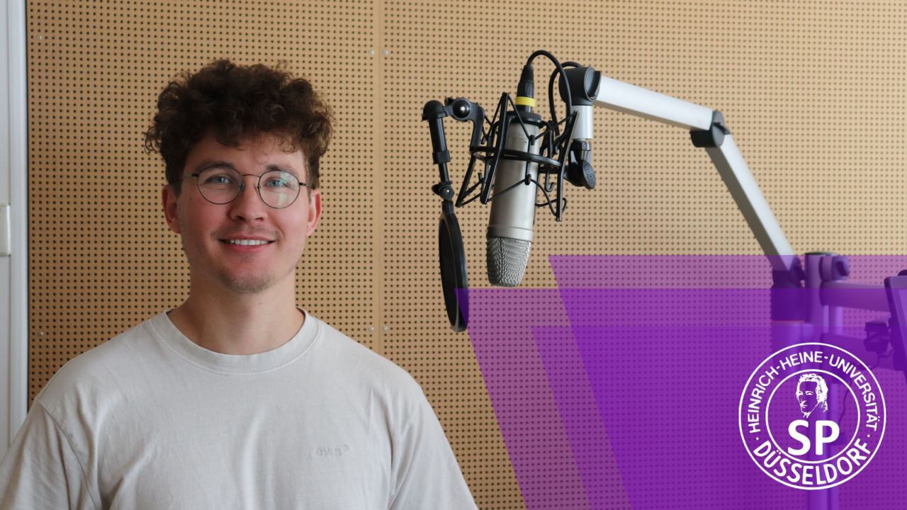Torben Seer von der Juso HSG im Interview zur SP-Wahl. (Foto: Anna Urban) Auf dem Bild ist Torben Seer im Hochschulradio Studio zu sehen. Er tritt bei der SP-Wahl für die Juso HSG an.
