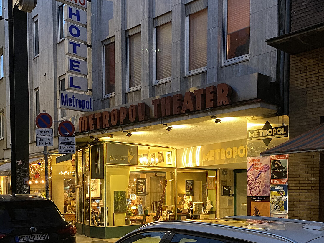 Hier sieht man das Metropol Kino.